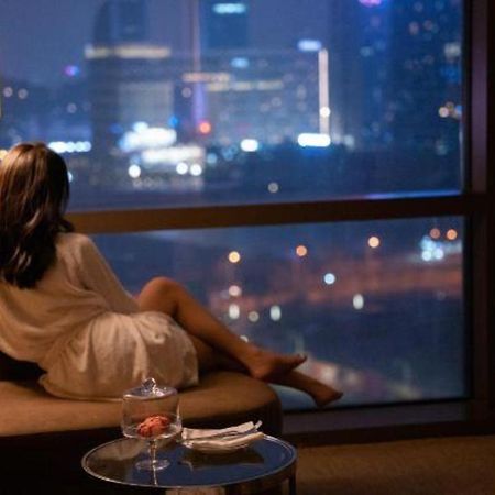 New World Guiyang Hotel Экстерьер фото