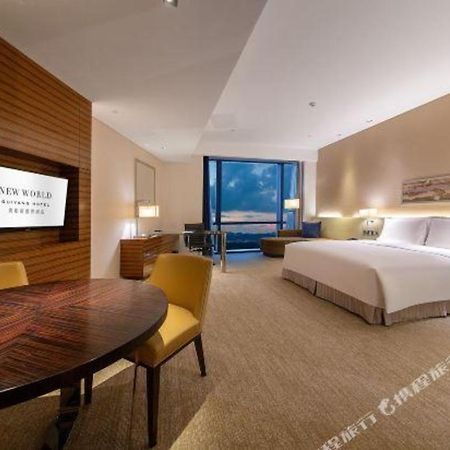 New World Guiyang Hotel Экстерьер фото