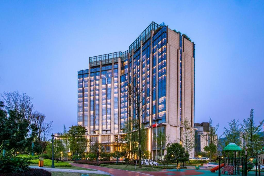 New World Guiyang Hotel Экстерьер фото