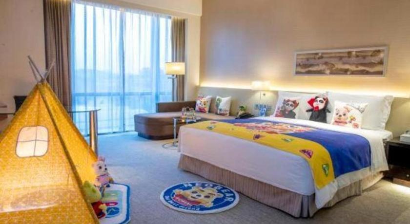 New World Guiyang Hotel Экстерьер фото