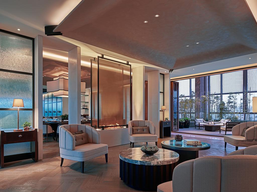 New World Guiyang Hotel Экстерьер фото