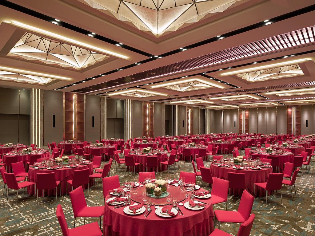 New World Guiyang Hotel Экстерьер фото